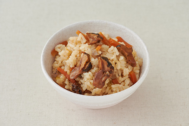 さざえご飯の写真